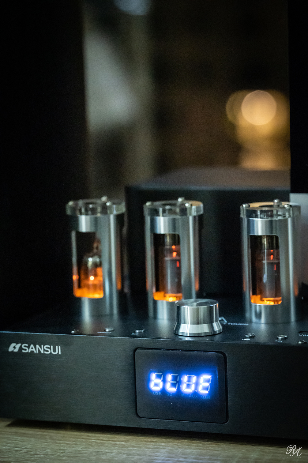 真空管音響.jpg 開箱|SANSUI山水 黑曜魂HI-FI數位真空管音響 小資也能擁有的奢華音色初體驗