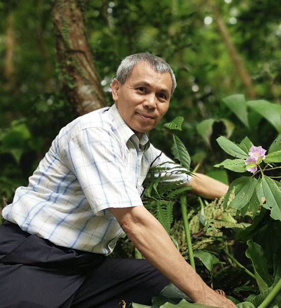 謝福松老師