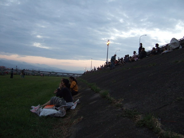 三重河堤