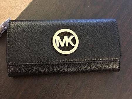 MK 經典大金色logo 皮夾.jpg