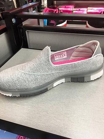 Sketcher 鋼琴鞋.jpg Sketcher 鋼琴鞋.jpg