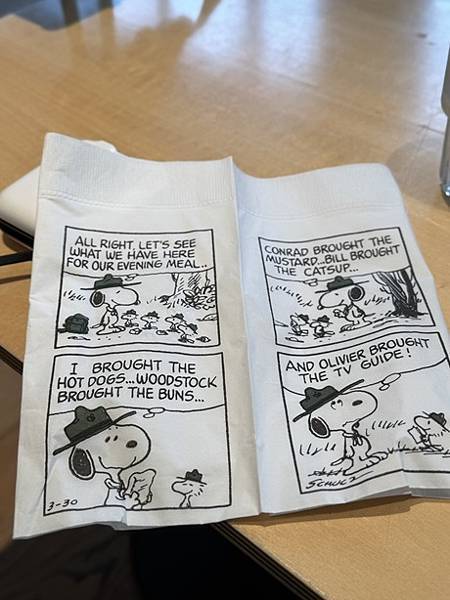 ☕ 東京｜PEANUTS Café