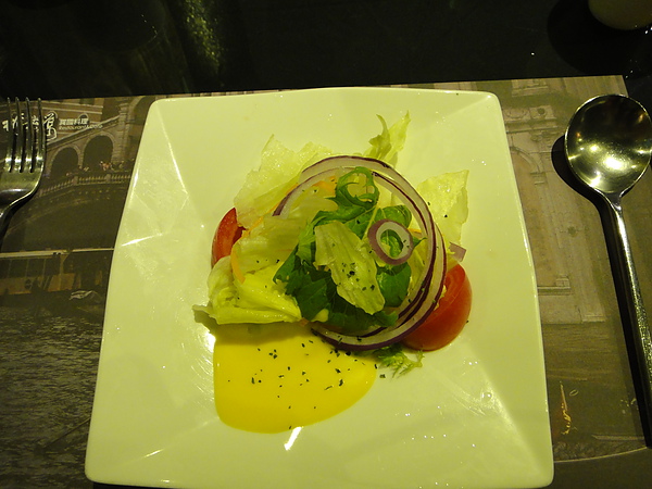 DSC00748.JPG DSC00748.JPG