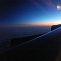 飛機上遇到日出