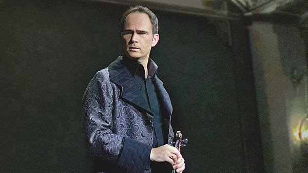 Thomas Borchert1 Thomas Borchert1