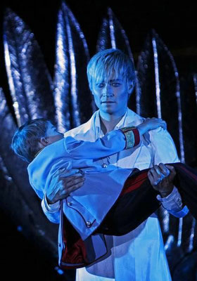 Oliver Arno1 Oliver Arno1