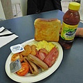 Big breakfast 13.90，檸檬茶4.5