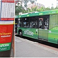 2010_0101_134434終於找到555免費巴士 要搭到circular quay看雪梨歌劇院.JPG