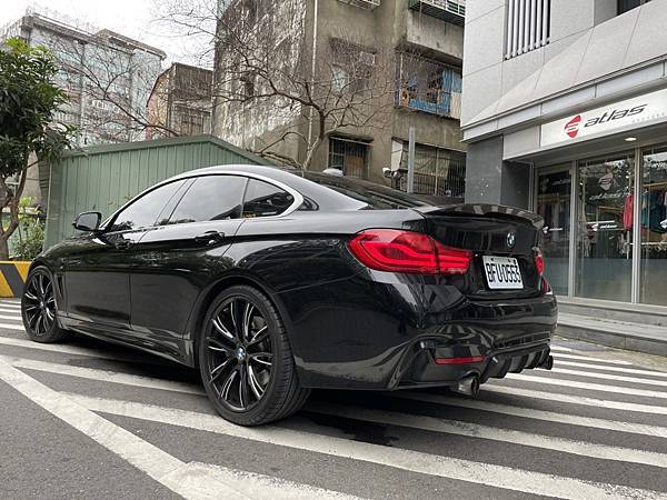 S__13189127 S__13189127