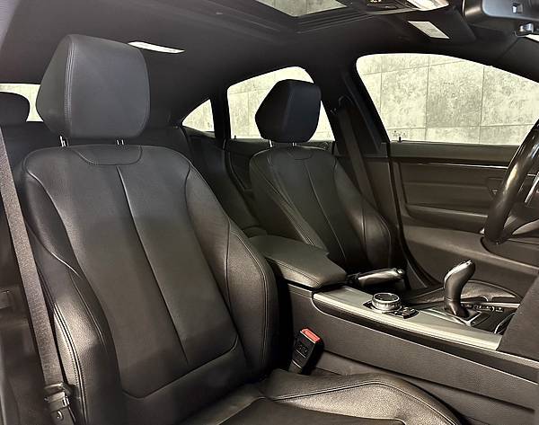 2016出廠 BMW 435 正M 保證原版件/三鍵滿 2016出廠 BMW 435 正M 保證原版件/三鍵滿