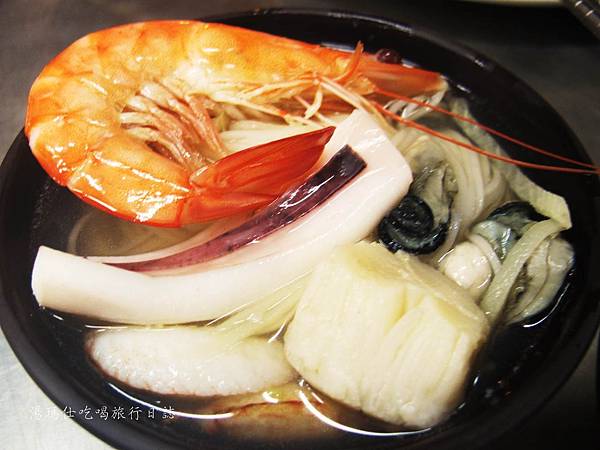 高雄美食,高雄必吃小吃,高雄七賢路海產粥,味香海產粥,七賢路臭豆腐_02 高雄美食,高雄必吃小吃,高雄七賢路海產粥,味香海產粥,七賢路臭豆腐_02