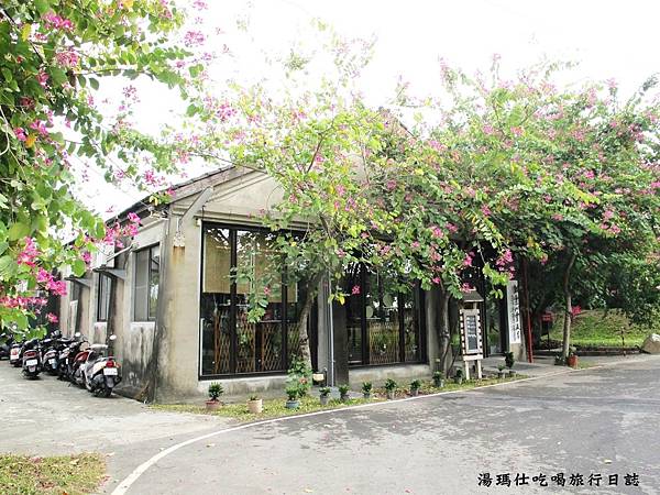 高雄必遊景點,高雄景點推薦,橋頭糖廠,十股文化園區,打鼓學校,煙囪劇場,高雄水中打鼓show_07