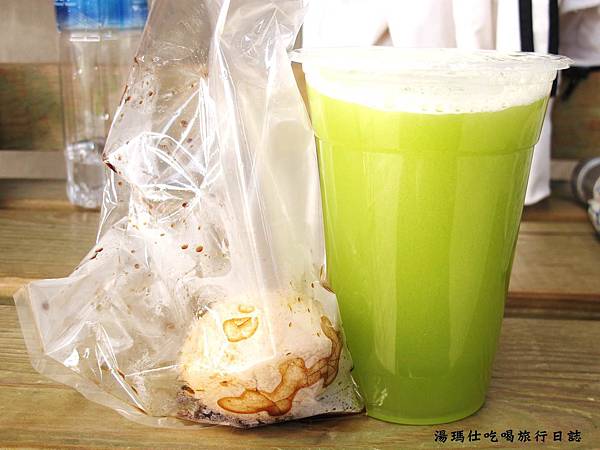 高雄必遊景點,高雄景點推薦,橋頭糖廠,十股文化園區,打鼓學校,煙囪劇場,高雄水中打鼓show_38