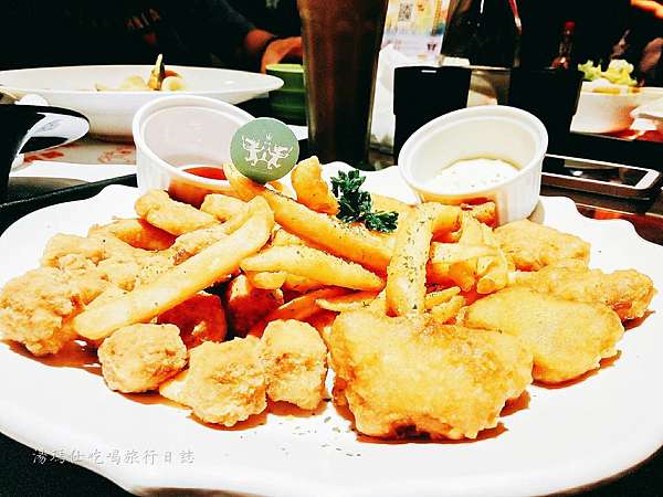 吃 高雄 童話創意義式料理lovely Cuisine 文山特區裡的香濃咖哩 義大利麵燉飯 湯瑪仕 吃喝旅行日誌 痞客邦