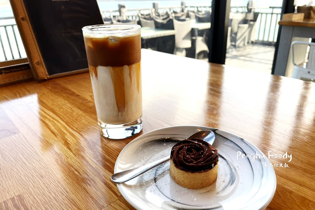 澎湖美食,澎湖小吃,澎湖咖啡館,澎湖餐廳,澎湖花枝丸,澎湖餐酒館,澎湖酒吧,澎湖PUB,佛洛伊德,阿華滷味,阿華排骨麵,林投花枝丸,長進餐廳,澎湖海鮮餐廳,澎湖飲料店,出櫃,草根果子,元泰大飯店,元泰火鍋,及林春,吹吹風,亞果_32.JPG 澎湖美食,澎湖小吃,澎湖咖啡館,澎湖餐廳,澎湖花枝丸,澎湖餐酒館,澎湖酒吧,澎湖PUB,佛洛伊德,阿華滷味,阿華排骨麵,林投花枝丸,長進餐廳,澎湖海鮮餐廳,澎湖飲料店,出櫃,草根果子,元泰大飯店,元泰火鍋,及林春,吹吹風,亞果_32.JPG