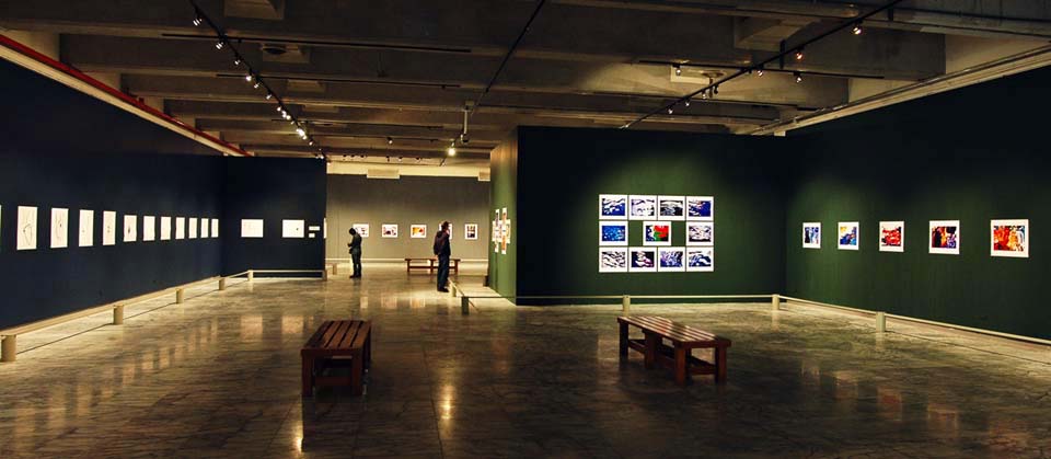 紀國章老師2005北美館色彩三部曲展場紀錄-1.jpg