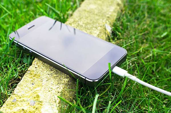 手機電量突然掉很快？分享5招iPhone電池續航力提升秘招