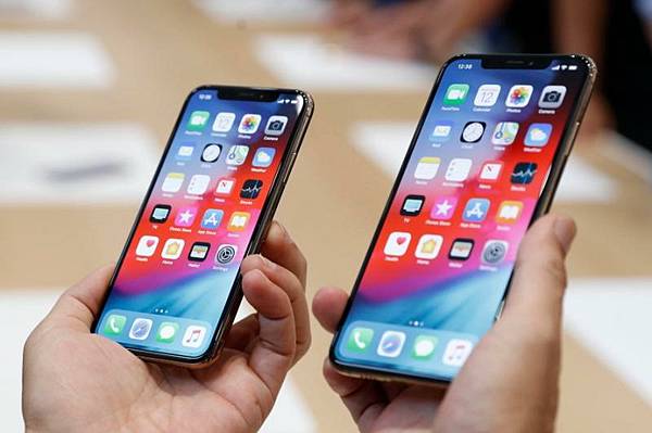 iPhone 螢幕設定 中的「原彩」 （True Tone）