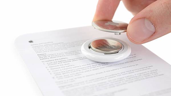 AirTag 電量不足怎麼辦？自己換電池超簡單！