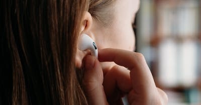 Apple AirPods Pro 3 即將革命性升級：相機