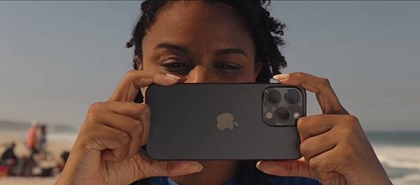 不再擔心！解密 iPhone 相機畫面抖動的成因！