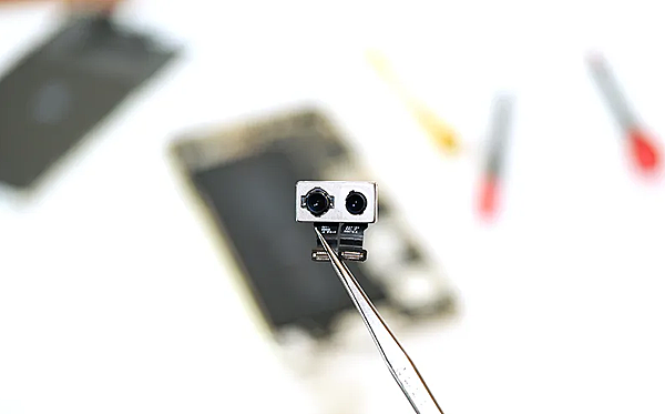iPhone後相機和手電筒一起失靈？這些方法讓你快速解決！