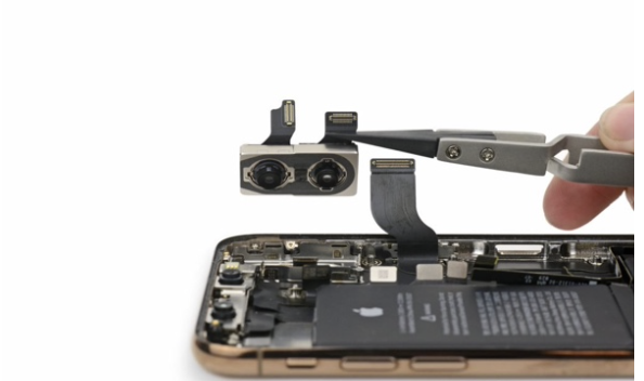 iPhone 拍照黑影怎麼解?試試這 些快速修復方法!