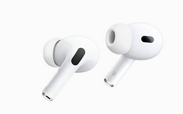 iOS 18 讓 AirPods 變聰明了！這些新功能你一定