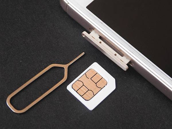 拯救你的 iPhone！SIM 卡無法讀取終極解法