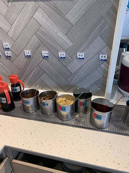 [臺北美食] 南港美食-石研室 爆炒石頭火鍋 - 南港中信店