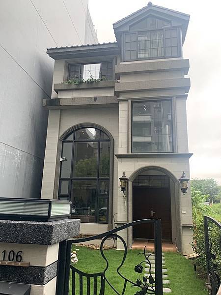 [桃園住宿] 桃園高鐵附近的民宿-C’est la vie 