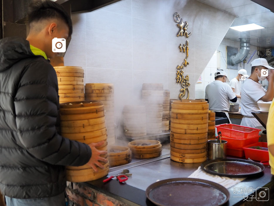 台北杭州小籠湯包-排隊美食-中正紀念堂 (23).JPG