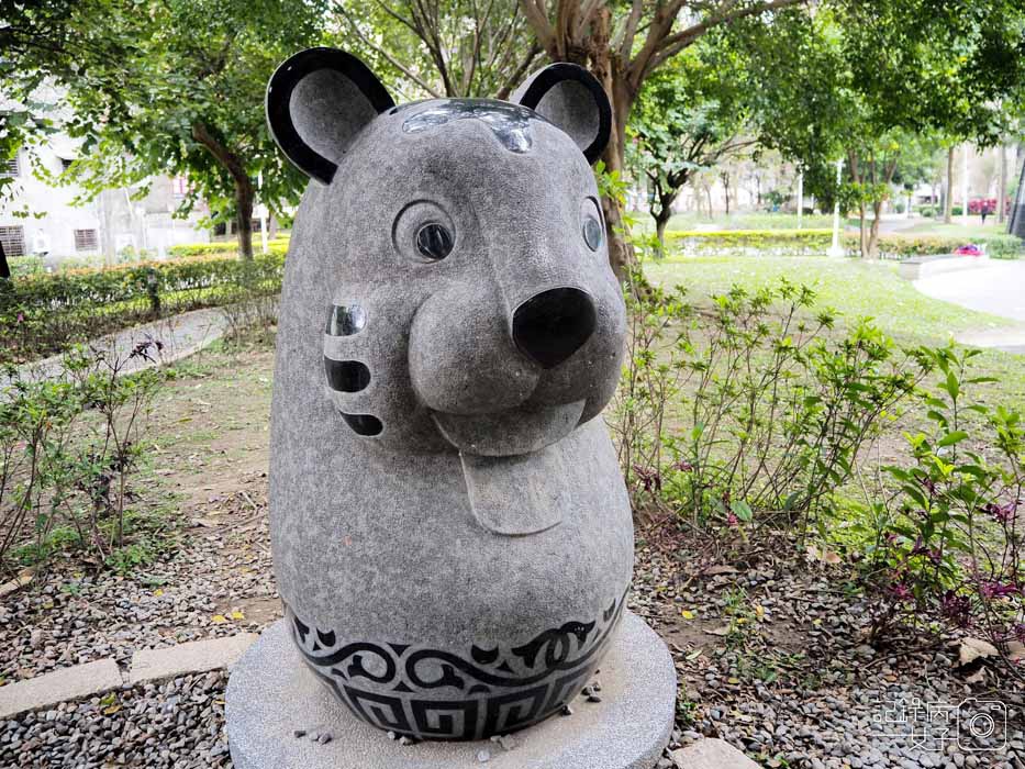 新北板橋區_石雕公園_十二生肖石雕+觀音神像 (17).JPG