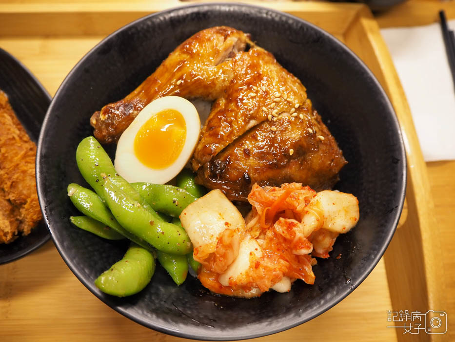 小學日燒肉丼食堂_碳烤雞腿丼飯 (1).JPG