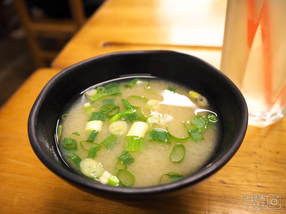 小學日燒肉丼食堂_碳烤雞腿丼飯 (15).JPG