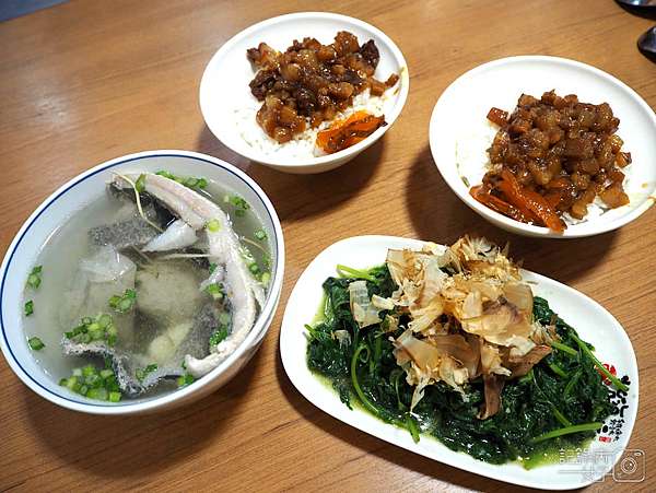 高雄岡山區 北海魚丸店 虱目魚丸x肉燥飯 記錄病女子 痞客邦