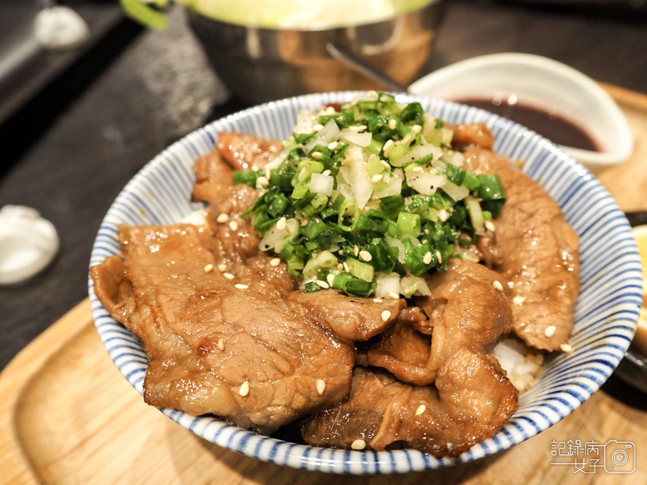 1板橋開丼x鹽蔥燒肉丼7.jpg