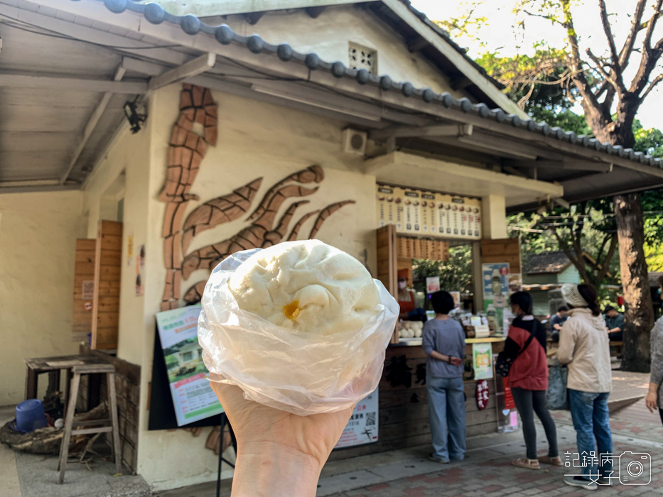 1橋頭糖廠太成肉包蛋黃香菇肉包3.jpg