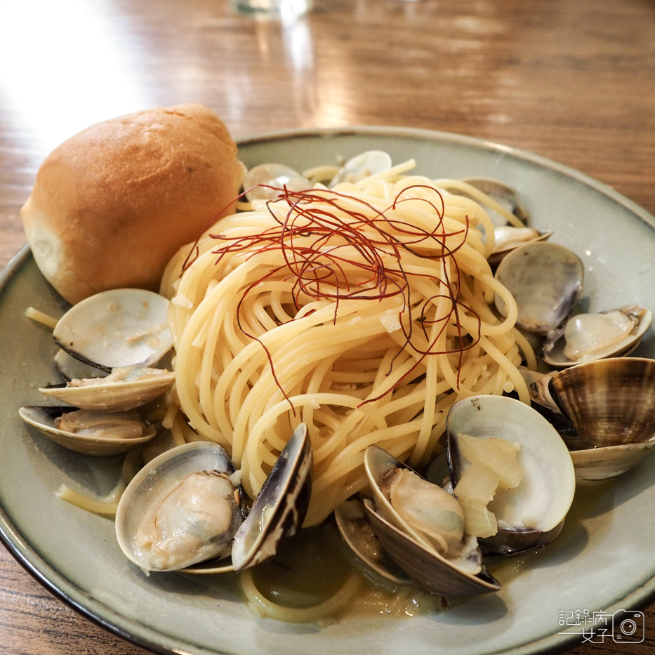 荷蘭小鬆餅x牛肉條早午餐x焦糖布丁草莓小鬆餅9.jpg