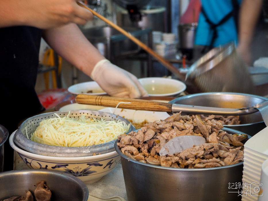 鴨肉珍x高雄鹽埕埔65年老店x鴨肉飯x鴨米血x鴨肉切盤8.jpg