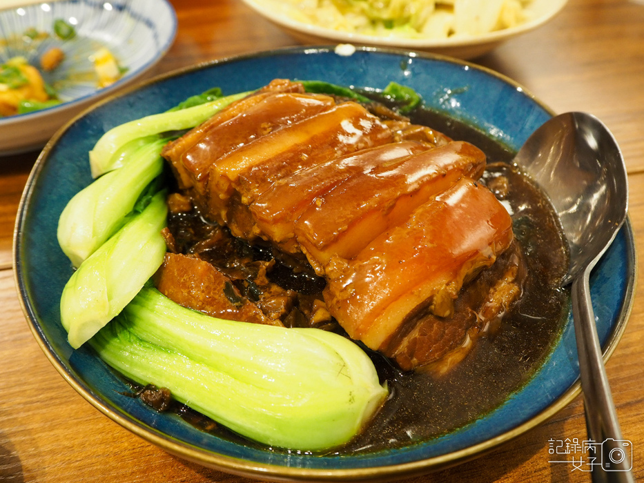 招治飯店 創意中式料理x梅干扣肉x金沙豆腐x香菇雞湯x炸螺絲卷18.jpg