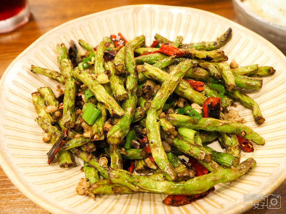 招治飯店 創意中式料理x梅干扣肉x金沙豆腐x香菇雞湯x炸螺絲卷25.jpg