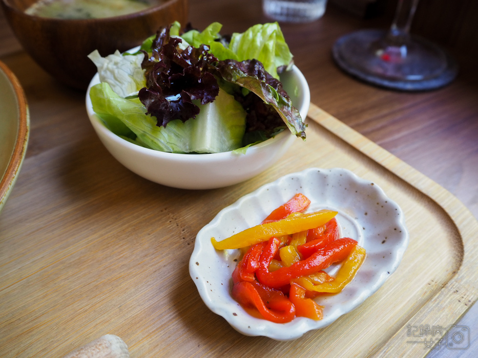 高雄遙遙相望洋食小餐館x雞肉甜甜圈咖哩飯29.jpg