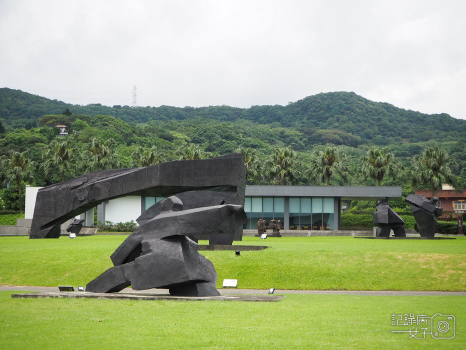 新北金山朱銘美術館朱銘雕塑太極人間系列59.jpg