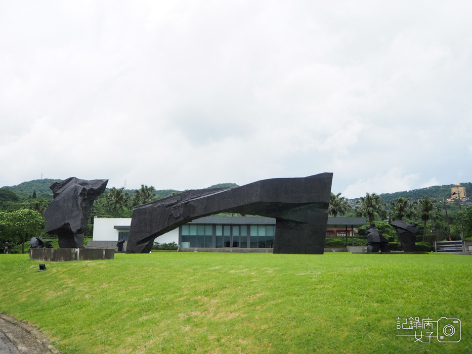 新北金山朱銘美術館朱銘雕塑太極人間系列60.jpg