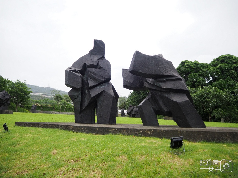 新北金山朱銘美術館朱銘雕塑太極人間系列68.jpg