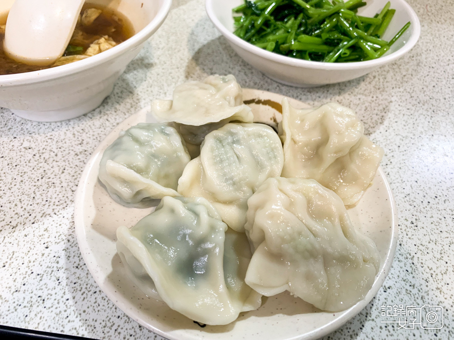 內湖北方水餃 韭菜水餃 牛肉湯11.jpg