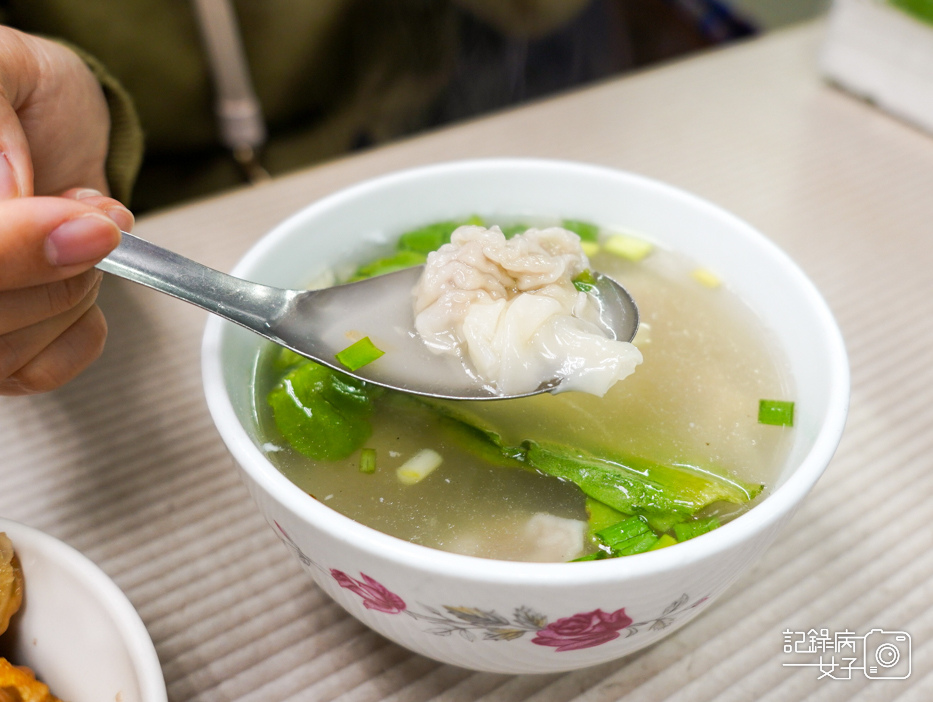 大安古亭排隊湯圓老店 政江號 鮮肉湯圓芝麻花生湯圓30.jpg