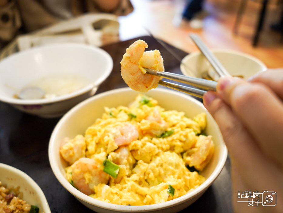 孔廟大龍峒保安宮美食 阿仁炒飯 什錦招牌炒飯 肉絲炒飯19.jpg