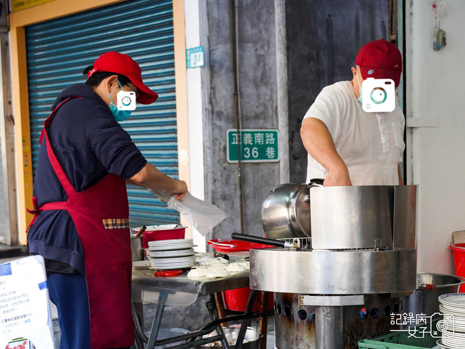 早餐新北三重蛋餅大王 x 排隊老店 x 雙蛋蛋餅11.jpg